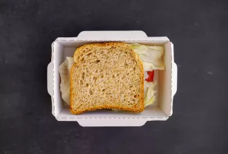 Сэндвич с куриным филе и сыром